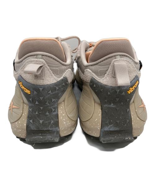 REEBOK（リーボック）REEBOK (リーボック) スニーカー ベージュ サイズ:27cmの古着・服飾アイテム