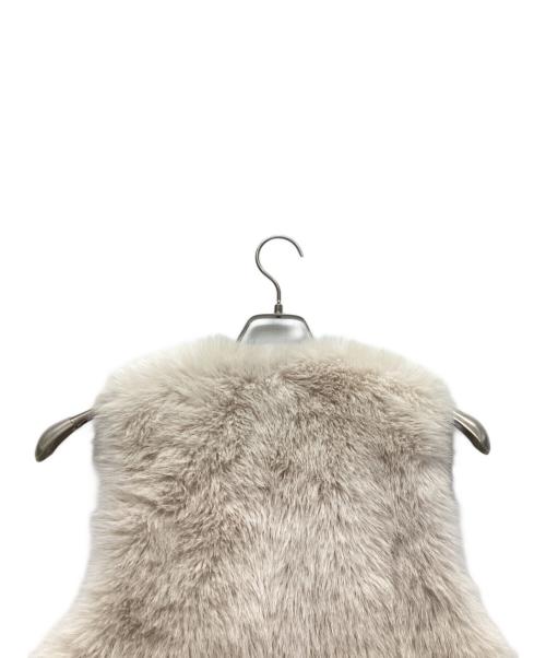 ZARA（ザラ）ZARA (ザラ) フェイクファーベスト アイボリー サイズ:Sの古着・服飾アイテム