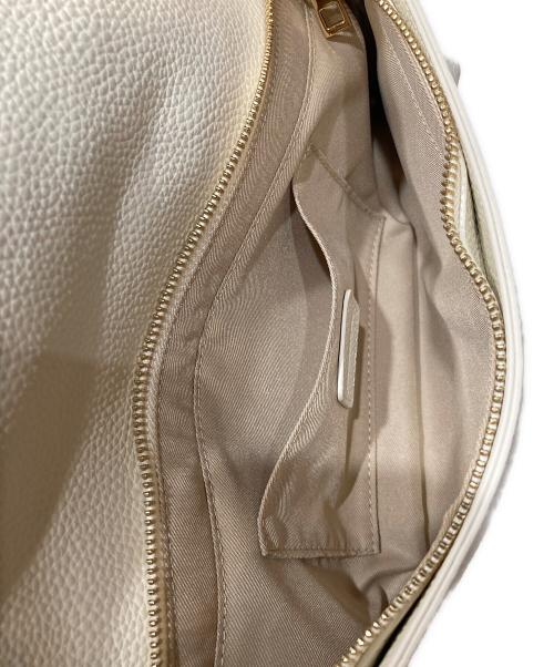 Papillonner（パピヨネ）Papillonner (パピヨネ) シュリンク リン ショルダー バッグ ホワイトの古着・服飾アイテム