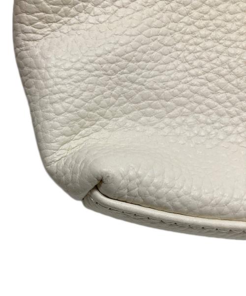 Papillonner（パピヨネ）Papillonner (パピヨネ) シュリンク リン ショルダー バッグ ホワイトの古着・服飾アイテム