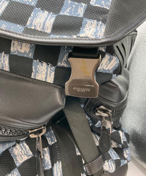 COACH（コーチ）COACH (コーチ) Terrain Trek Pack with Graphic Checker Print ブラック×ブルーの古着・服飾アイテム