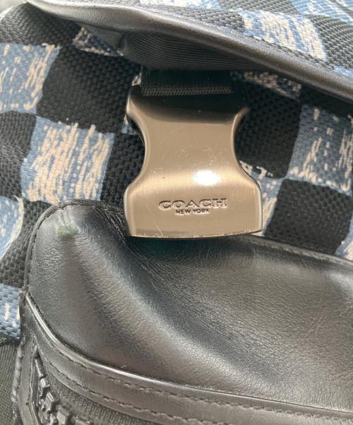 COACH（コーチ）COACH (コーチ) Terrain Trek Pack with Graphic Checker Print ブラック×ブルーの古着・服飾アイテム