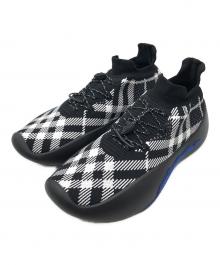 BURBERRY（バーバリー）の古着「スニーカー」｜ブラック×ホワイト