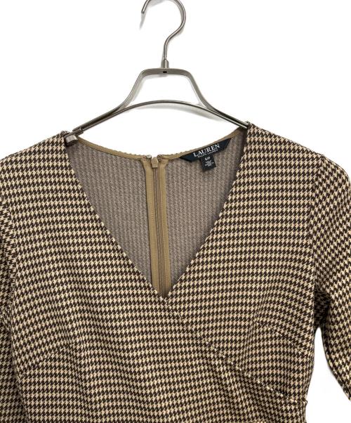 LAUREN RALPH LAUREN（ローレンラルフローレン）LAUREN RALPH LAUREN (ローレンラルフローレン) 千鳥柄カシュクールニットワンピース ベージュ サイズ:Sの古着・服飾アイテム
