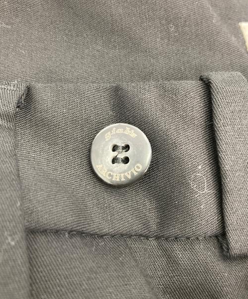 giab's ARCHIVIO（ジャブス アルキヴィオ）giab's ARCHIVIO (ジャブス アルキヴィオ) タックパンツ ブラック サイズ:48の古着・服飾アイテム