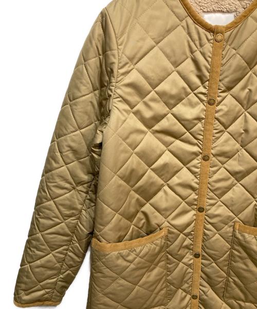 MACKINTOSH PHILOSOPHY（マッキントッシュ フィロソフィー）MACKINTOSH PHILOSOPHY (マッキントッシュ フィロソフィー) ノーカラーキルティングコート ベージュ サイズ:36の古着・服飾アイテム