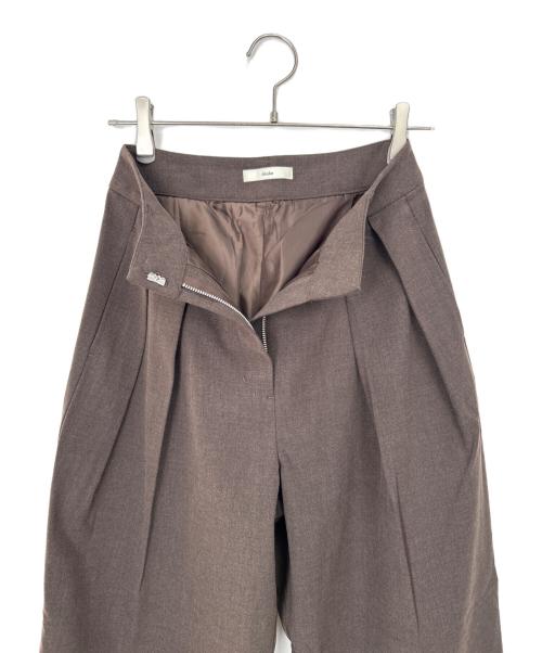 anuke（アンヌーク）anuke (アンヌーク) タックワイドパンツ ブラウン サイズ:36の古着・服飾アイテム