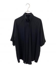 MM6 Maison Margiela（エムエムシックスメゾンマルジェラ）の古着「ギャザーハイネックブラウス」｜ブラック