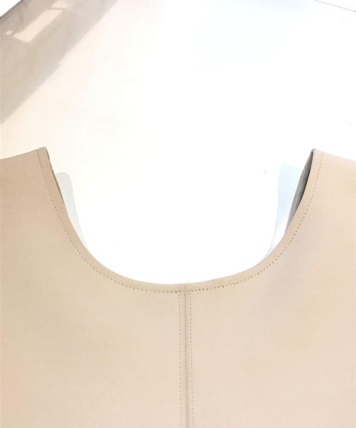 STUNNING LURE（スタニングルアー）STUNNING LURE (スタニングルアー) バックVオールインワン ベージュ サイズ:1 未使用品の古着・服飾アイテム