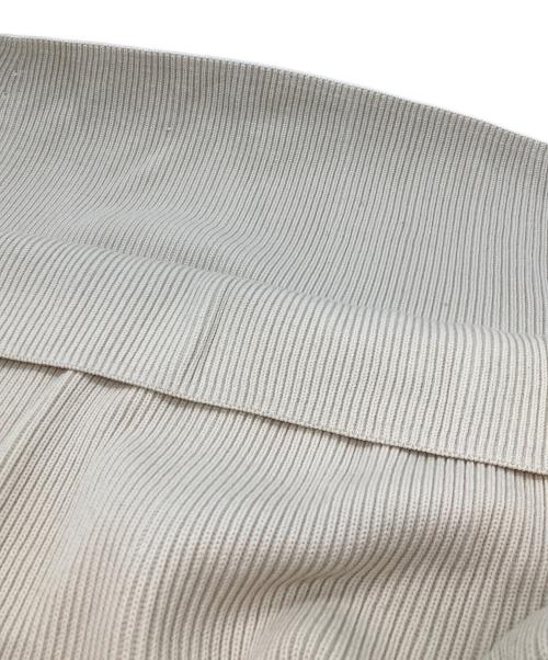 AURALEE（オーラリー）AURALEE (オーラリー) SUPER FINE WOOL RIB KNIT V NECK P/O ベージュ サイズ:1の古着・服飾アイテム