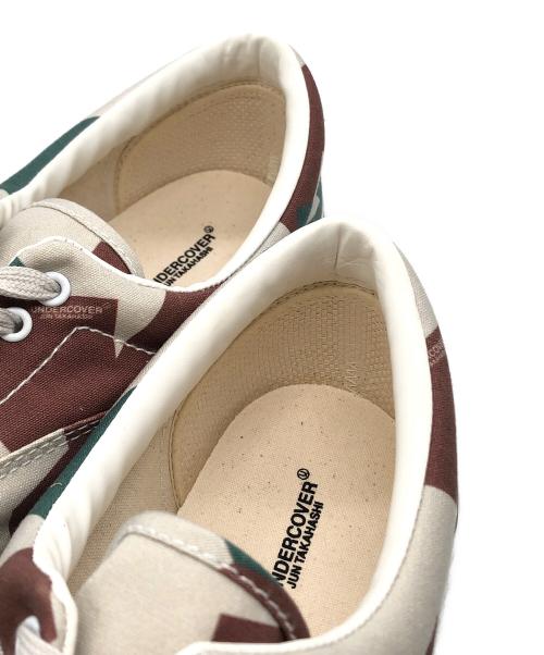 UNDERCOVER（アンダーカバー）UNDERCOVER (アンダーカバー) ローカットスニーカー ベージュ サイズ:XLの古着・服飾アイテム