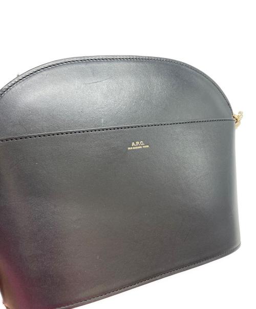 A.P.C.（アーペーセー）A.P.C. (アーペーセー) Gabriella ショルダーバッグ ブラックの古着・服飾アイテム