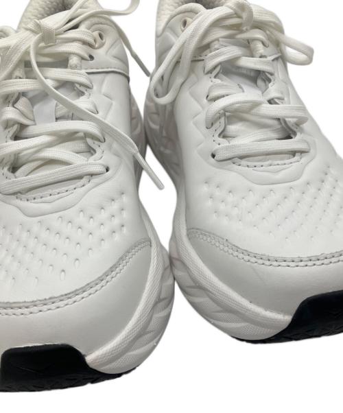 HOKAONEONE（ホカオネオネ）HOKAONEONE (ホカオネオネ) ボンダイ SR BONDI SR　ローカットスニーカー ホワイト サイズ:24の古着・服飾アイテム