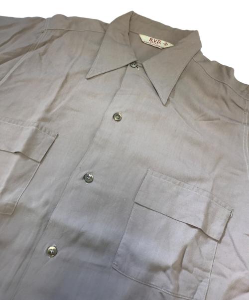 B.V.D（ビーブイディー）B.V.D (ビーブイディー) 長袖シャツ ベージュ サイズ:2の古着・服飾アイテム