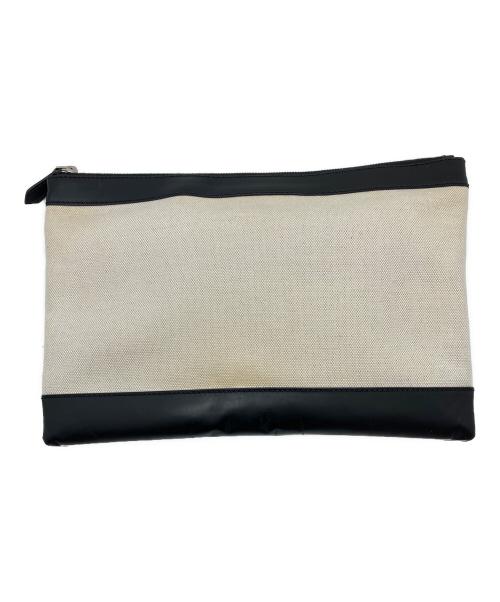 BALENCIAGA（バレンシアガ）BALENCIAGA (バレンシアガ) クラッチバッグ アイボリーの古着・服飾アイテム