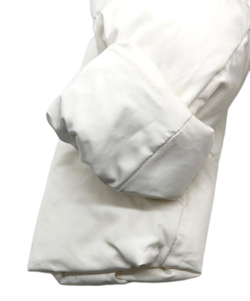 EmiriaWiz（エミリアウィズ）EmiriaWiz (エミリアウィズ) ベルト付きラクーンファーダウンコート ホワイト サイズ:Sの古着・服飾アイテム