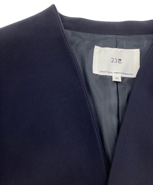 23区（ニジュウサンク）23区 (ニジュウサンク) トリアセダブルジョーゼットVカラージャケット ネイビー サイズ:38の古着・服飾アイテム