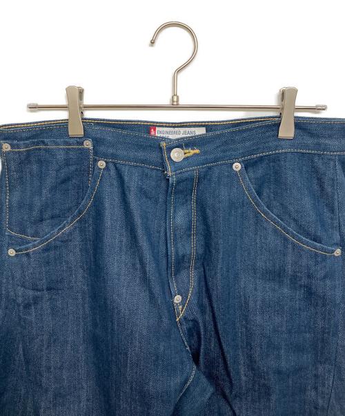 LEVI'S ENGINEERED（リーバイスエンジニアード）LEVI'S ENGINEERED (リーバイスエンジニアード) 立体裁断デニムパンツ インディゴ サイズ:W32の古着・服飾アイテム