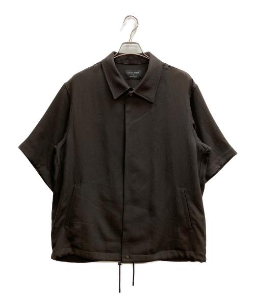 UNITED TOKYO（ユナイテッドトーキョー）UNITED TOKYO (ユナイテッドトーキョー) MODERN SILK LINEN ショートスリーブブルゾン オリーブ サイズ:2の古着・服飾アイテム