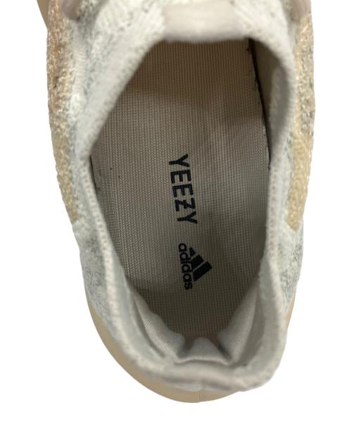 adidas（アディダス）adidas (アディダス) YEEZY BOOST 380 ベージュ サイズ:26の古着・服飾アイテム