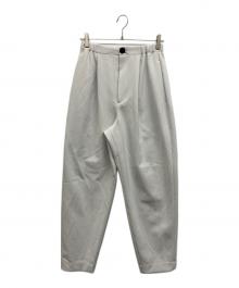 ENFOLD（エンフォルド）の古着「CARROT PANTS」｜ライトグレー