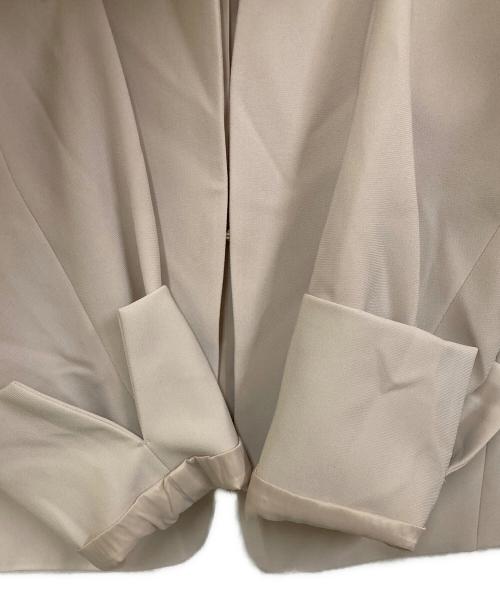 UNTITLED（アンタイトル）UNTITLED (アンタイトル) ノーカラージャケット ベージュ サイズ:SIZE 2の古着・服飾アイテム