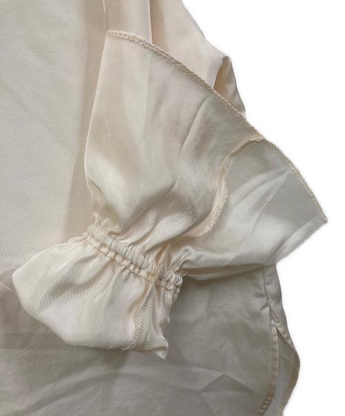 qualite（カリテ）qualite (カリテ) ブライトツイルベルブラウス アイボリー サイズ:SIZE Freeの古着・服飾アイテム