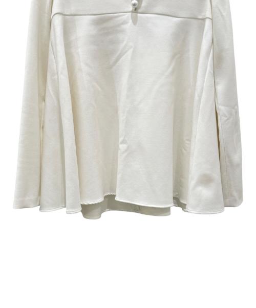 YOKO CHAN（ヨーコチャン）YOKO CHAN (ヨーコチャン) パールAラインブラウス アイボリー サイズ:36の古着・服飾アイテム