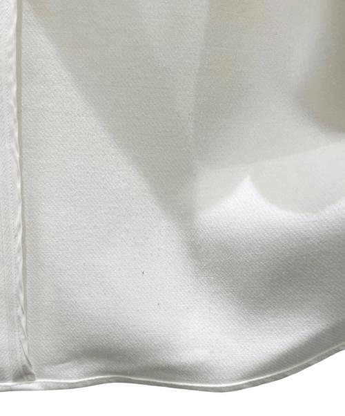 YOKO CHAN（ヨーコチャン）YOKO CHAN (ヨーコチャン) パールAラインブラウス アイボリー サイズ:36の古着・服飾アイテム