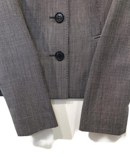 BURBERRY LONDON（バーバリーロンドン）BURBERRY LONDON (バーバリーロンドン) セットアップ　FCD06-155 / FXD14-155 グレー サイズ:40の古着・服飾アイテム