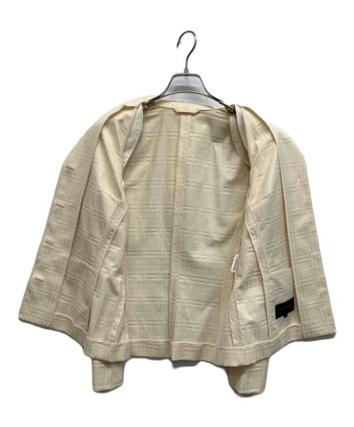 BURBERRY LONDON（バーバリーロンドン）BURBERRY LONDON (バーバリーロンドン) セットアップ アイボリー サイズ:ジャケット40　スカート38の古着・服飾アイテム