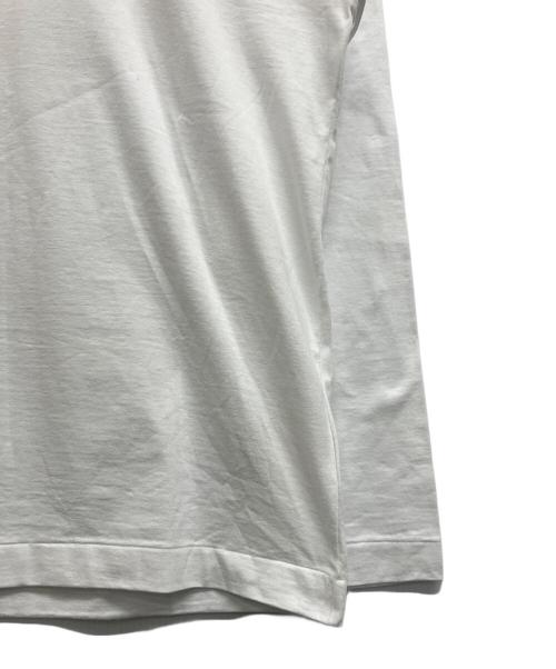 PLAY COMME des GARCONS（プレイコムデギャルソン）PLAY COMME des GARCONS (プレイコムデギャルソン) エンブレム ロングスリーブTシャツ ホワイト サイズ:L 未使用品の古着・服飾アイテム
