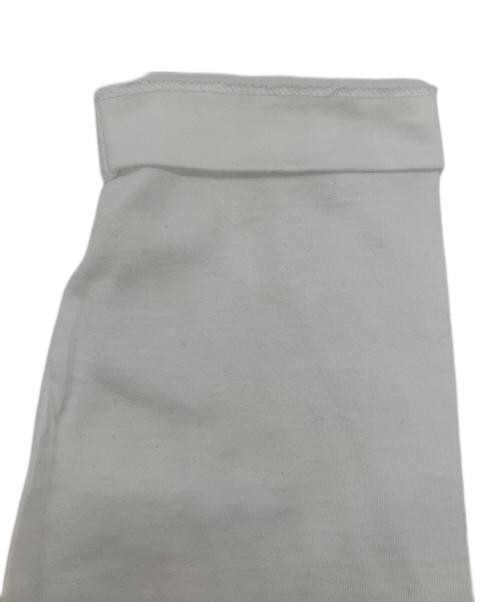 PLAY COMME des GARCONS（プレイコムデギャルソン）PLAY COMME des GARCONS (プレイコムデギャルソン) エンブレム ロングスリーブTシャツ ホワイト サイズ:L 未使用品の古着・服飾アイテム