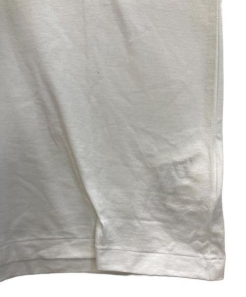 PLAY COMME des GARCONS（プレイコムデギャルソン）PLAY COMME des GARCONS (プレイコムデギャルソン) エンブレム ロングスリーブTシャツ ホワイト サイズ:XL 未使用品の古着・服飾アイテム