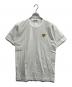 PLAY COMME des GARCONS（プレイコムデギャルソン）の古着「ゴールドエンブレムTシャツ」｜ホワイト