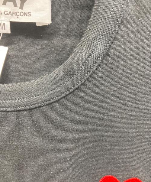 PLAY COMME des GARCONS（プレイコムデギャルソン）PLAY COMME des GARCONS (プレイコムデギャルソン) エンブレム Tシャツ ブラック サイズ:Mの古着・服飾アイテム