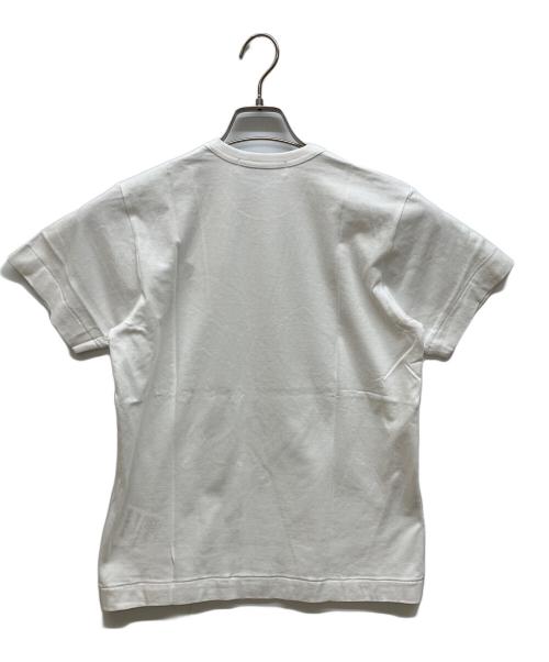 PLAY COMME des GARCONS（プレイコムデギャルソン）PLAY COMME des GARCONS (プレイコムデギャルソン) エンブレム Tシャツ ホワイト サイズ:ｌ 未使用品の古着・服飾アイテム