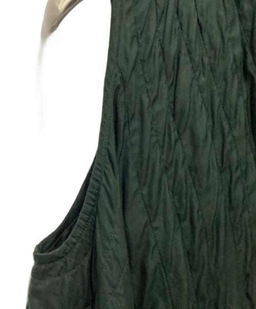 JURGEN LEHL（ヨーガンレール）JURGEN LEHL (ヨーガンレール) シルクコットンキルティングジレ ダークグリーン サイズ:SIZE Mの古着・服飾アイテム