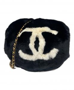 CHANEL（シャネル）の古着「ラパン ファーチェーンショルダーバッグ」