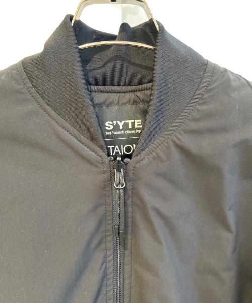 s'yte（サイト）s'yte (サイト) TAION (タイオン) QUILTED DOWN REVERSIBLE LONG MA-1　UB-Y04-920 ブラック サイズ:2の古着・服飾アイテム