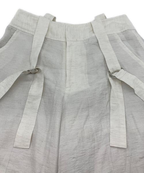 Noble（ノーブル）Noble (ノーブル) ファジーリネンロングサスペンダー2wayパンツ ホワイト サイズ:38 未使用品の古着・服飾アイテム