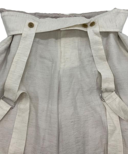 Noble（ノーブル）Noble (ノーブル) ファジーリネンロングサスペンダー2wayパンツ ホワイト サイズ:38 未使用品の古着・服飾アイテム