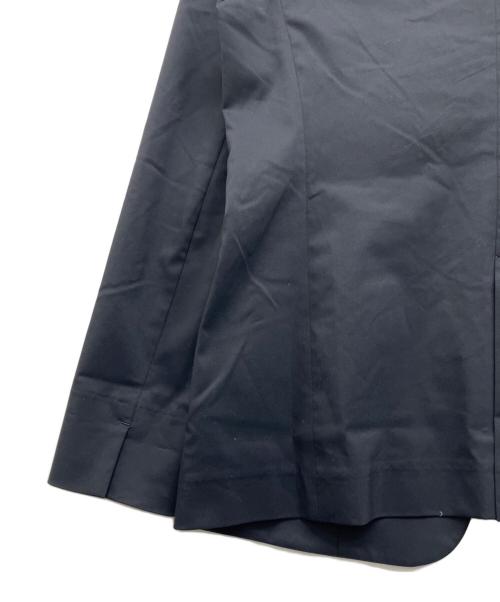 23区（ニジュウサンク）23区 (ニジュウサンク) ストレッチシャンブレー テーラードジャケット ブラック サイズ:38 未使用品の古着・服飾アイテム