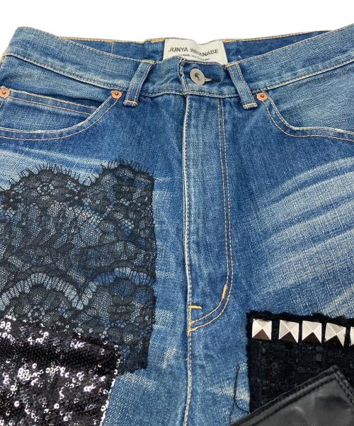 JUNYA WATANABE COMME des GARCONS（(ジュンヤワタナベ コムデギャルソン）JUNYA WATANABE COMME des GARCONS ((ジュンヤワタナベ コムデギャルソン) ランダムパッチワークデニムパンツ　デザインパンツ　デニムパンツ　日本製 インディゴ サイズ:XSの古着・服飾アイテム