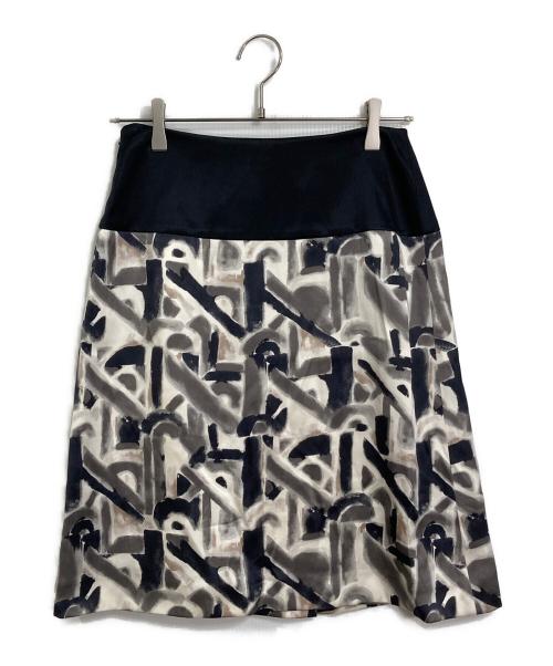 PRADA（プラダ）PRADA (プラダ) ボックスプリーツプリントスカート　柄スカート　デザインスカート　イタリア製 ブラック サイズ:40の古着・服飾アイテム