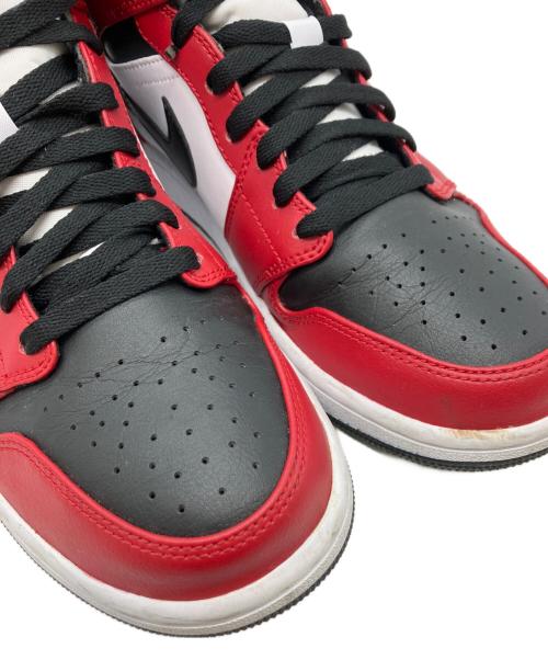 NIKE（ナイキ）NIKE (ナイキ) AIR JORDAN 1 MID ブラック×レッド サイズ:27.5の古着・服飾アイテム