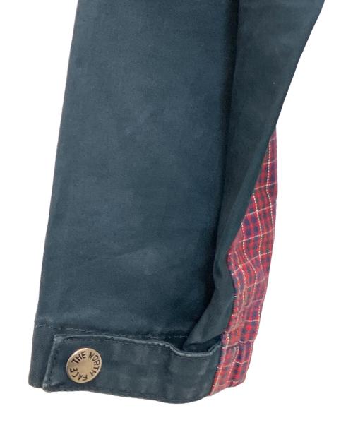eYe COMME des GARCONS JUNYAWATANABE MAN（アイ コム デ ギャルソン ジュンヤ ワタナベ マン）eYe COMME des GARCONS JUNYAWATANABE MAN THE NORTH FACE (ザ ノース フェイス) マウンテンパーカー ベージュ×ネイビー サイズ:Mの古着・服飾アイテム