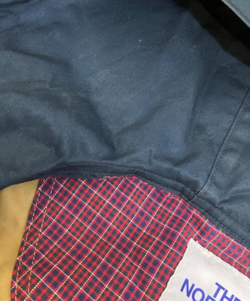 eYe COMME des GARCONS JUNYAWATANABE MAN（アイ コム デ ギャルソン ジュンヤ ワタナベ マン）eYe COMME des GARCONS JUNYAWATANABE MAN THE NORTH FACE (ザ ノース フェイス) マウンテンパーカー ベージュ×ネイビー サイズ:Mの古着・服飾アイテム