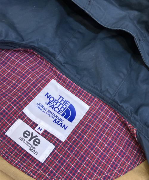 eYe COMME des GARCONS JUNYAWATANABE MAN（アイ コム デ ギャルソン ジュンヤ ワタナベ マン）eYe COMME des GARCONS JUNYAWATANABE MAN THE NORTH FACE (ザ ノース フェイス) マウンテンパーカー ベージュ×ネイビー サイズ:Mの古着・服飾アイテム