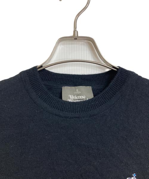 Vivienne Westwood man（ヴィヴィアン ウェストウッド マン）Vivienne Westwood man (ヴィヴィアン ウェストウッド マン) オーブ刺繍クルーネックニット　長袖ニット　ウールニット　日本製 ブラック サイズ:44の古着・服飾アイテム